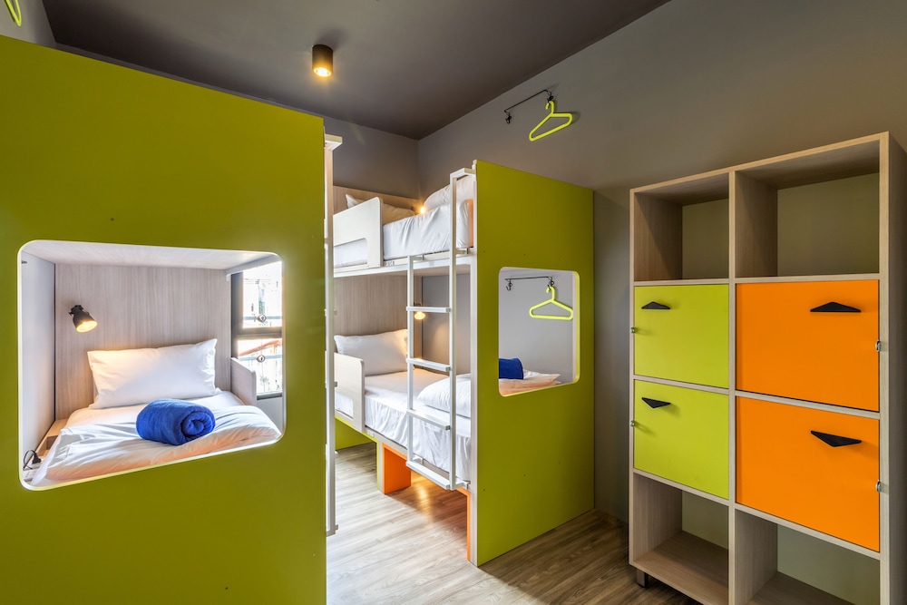 Isanook Hostel 13/28