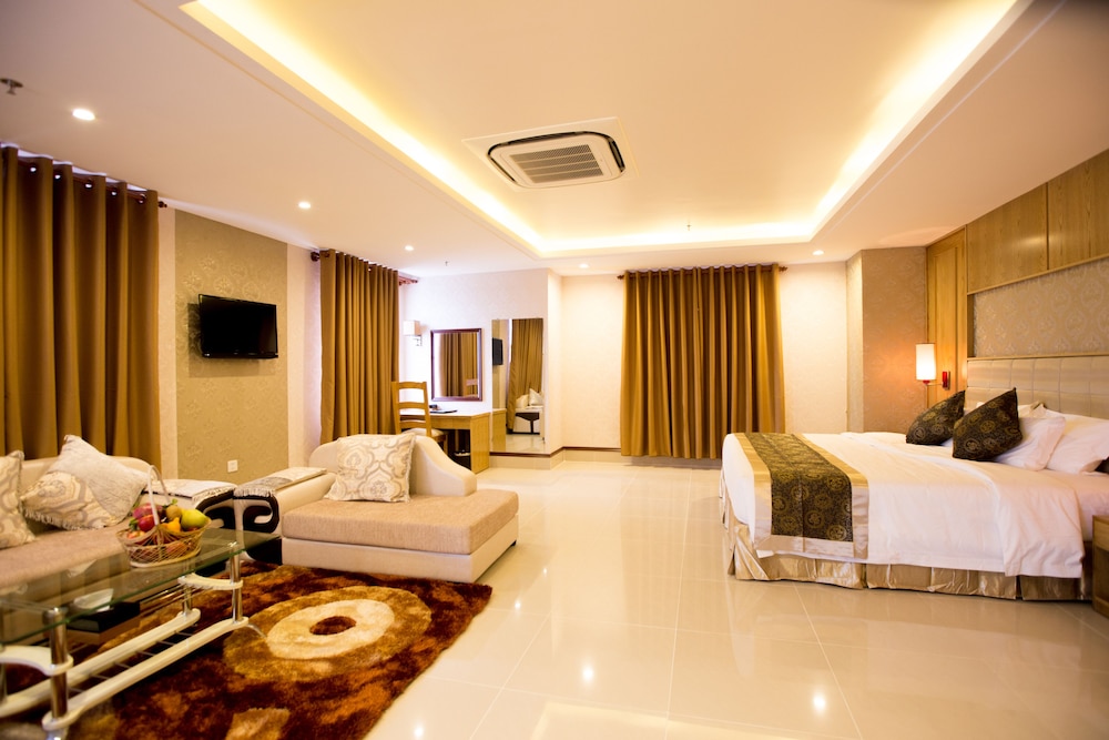 West Hotel 44/54