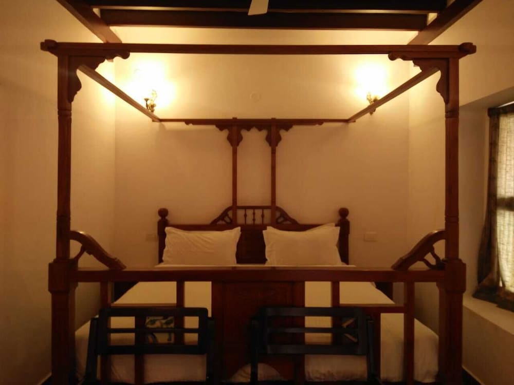 Fabhotel Esparan Heritage Pondicherry 17/26