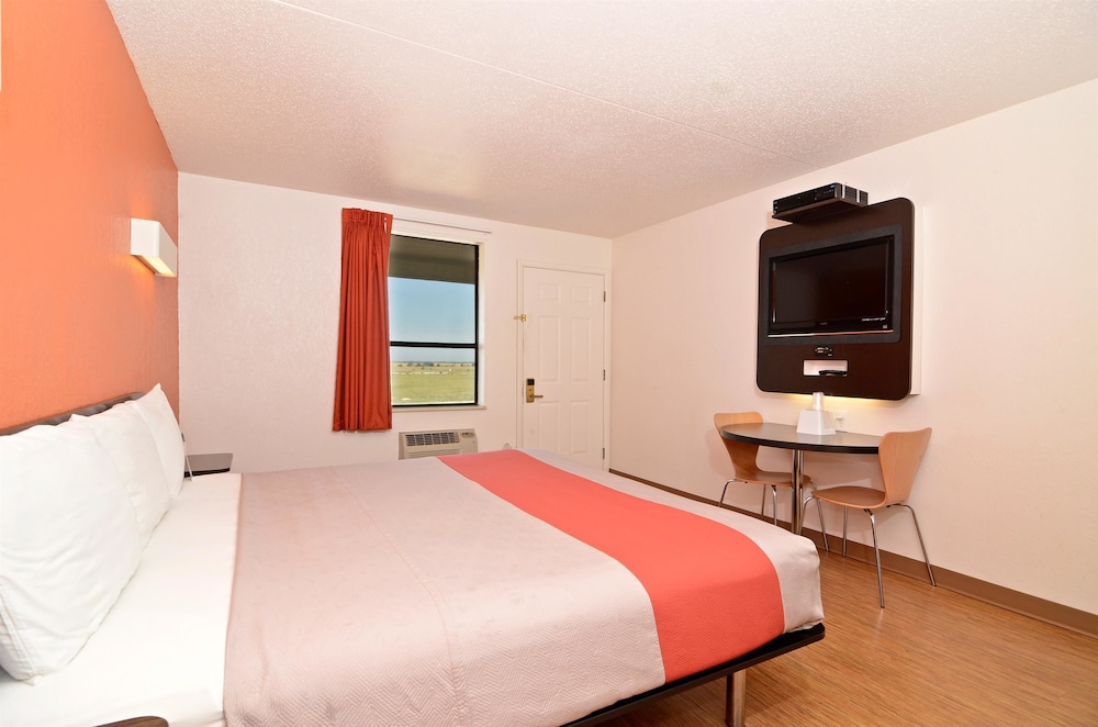 Motel6 South Haven, KS 12/34