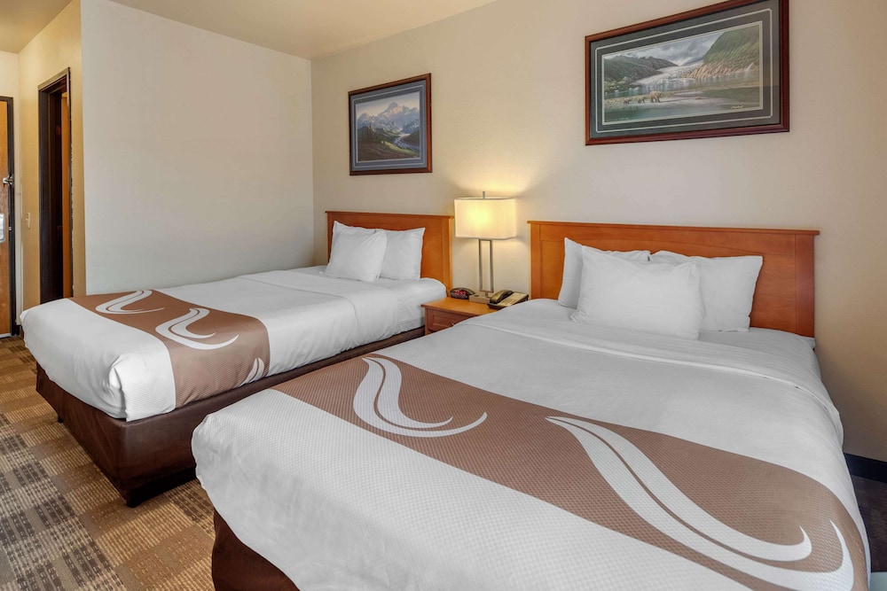 Quality Inn Kenai, AK 14/40