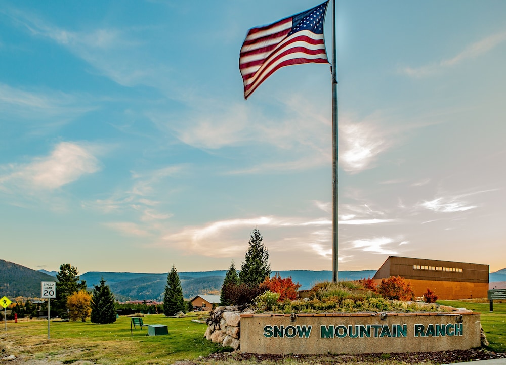 YMCA of the Rockies Snow Mountain Ranch 44/50