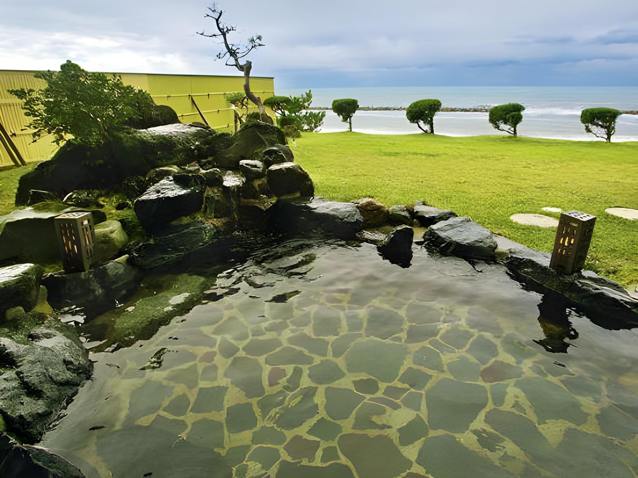 Senami View Hotel 48/52