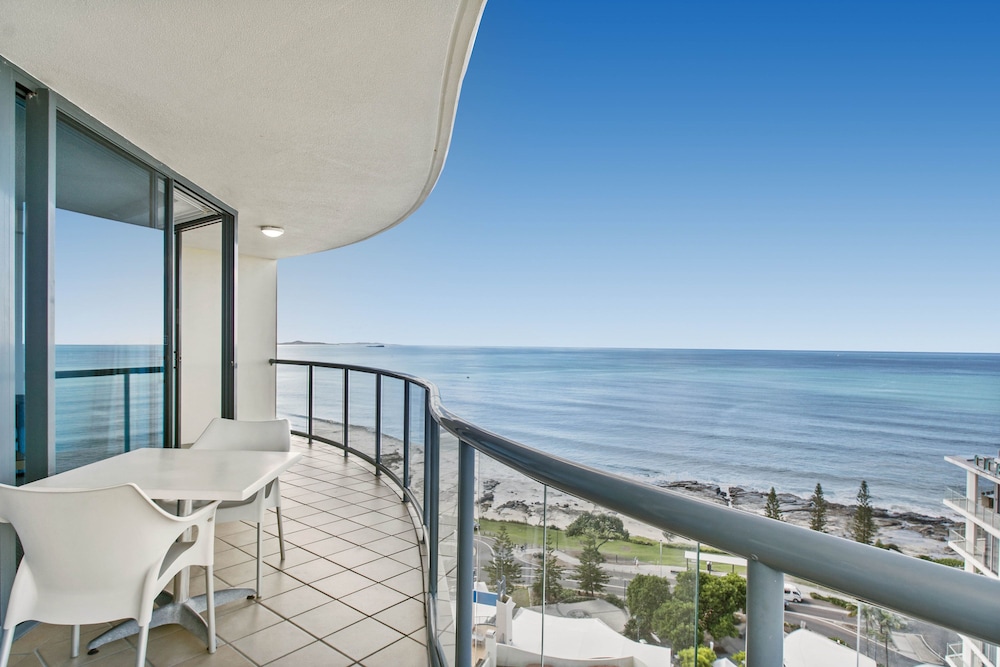 Mantra Mooloolaba Beach 24/72