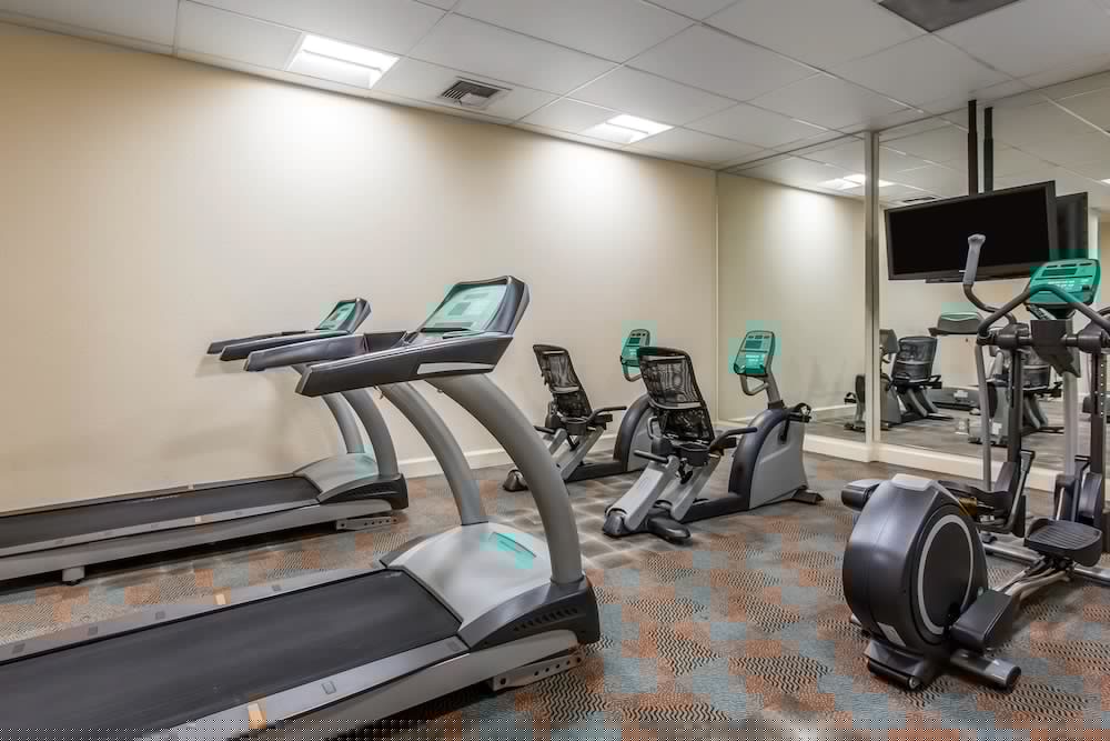Clarion Hotel Anaheim Resort 20/45