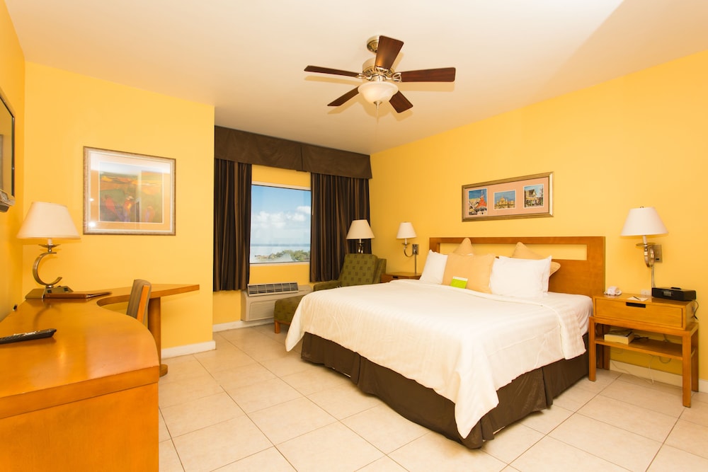 Cara Hotels Trinidad 10/44