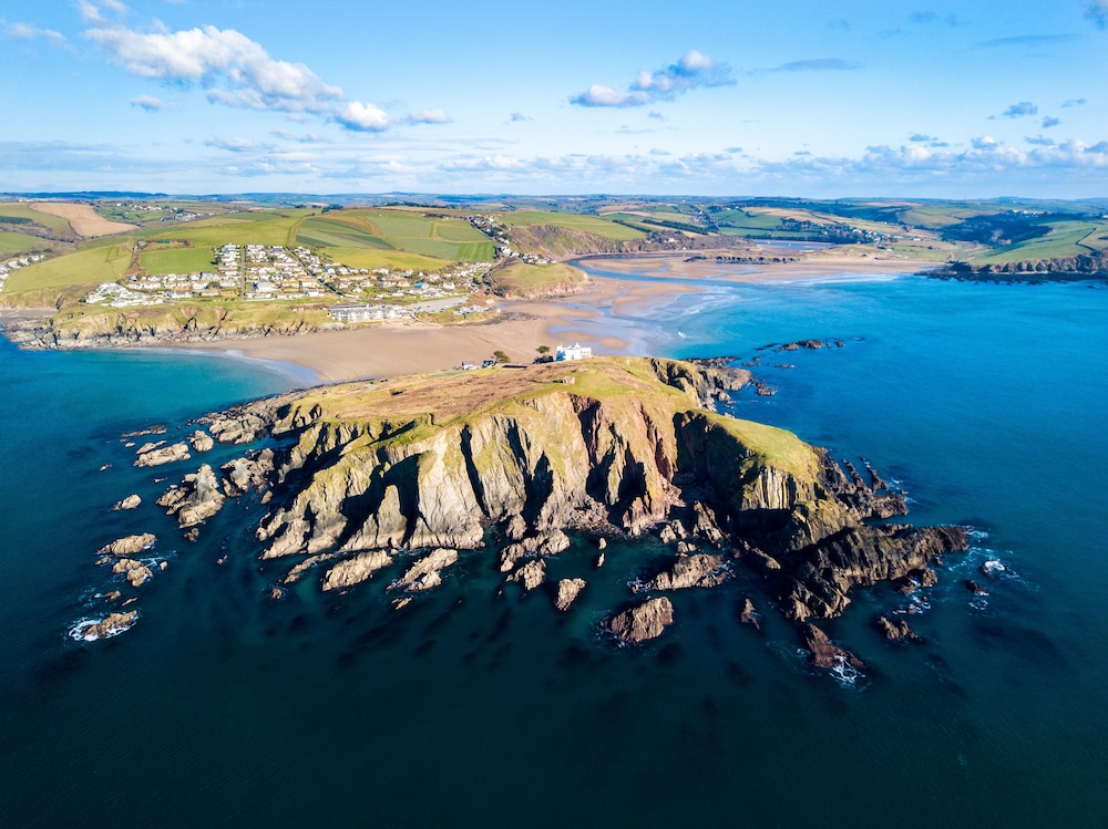 Salcombe Harbour Hotel and Spa 68/75