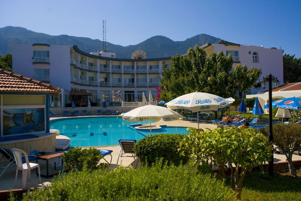 Sempati Hotel 44/44