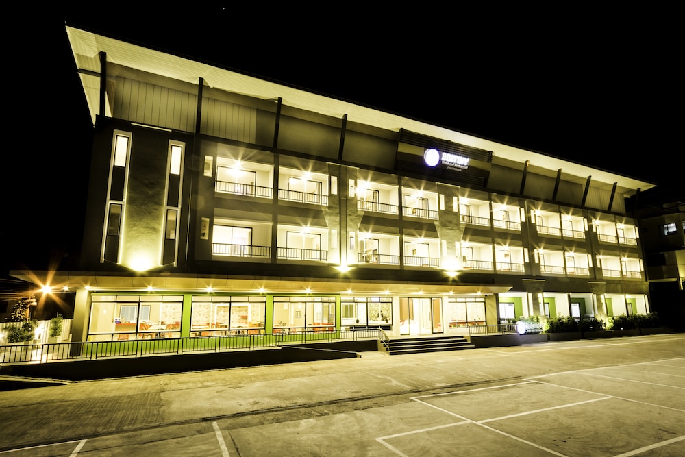 Bestiny Hotel and Restaurant Phetchabun 3/26