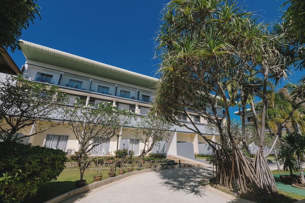 Blue Beach Grand Resort and Spa 写真1
