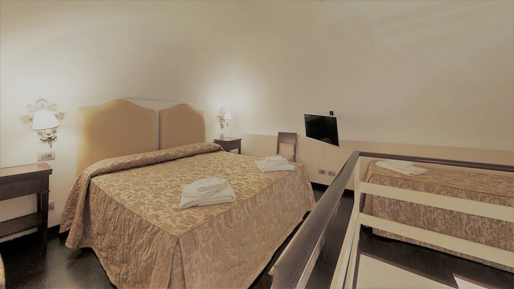 Minotel Lanzillotta 11/25