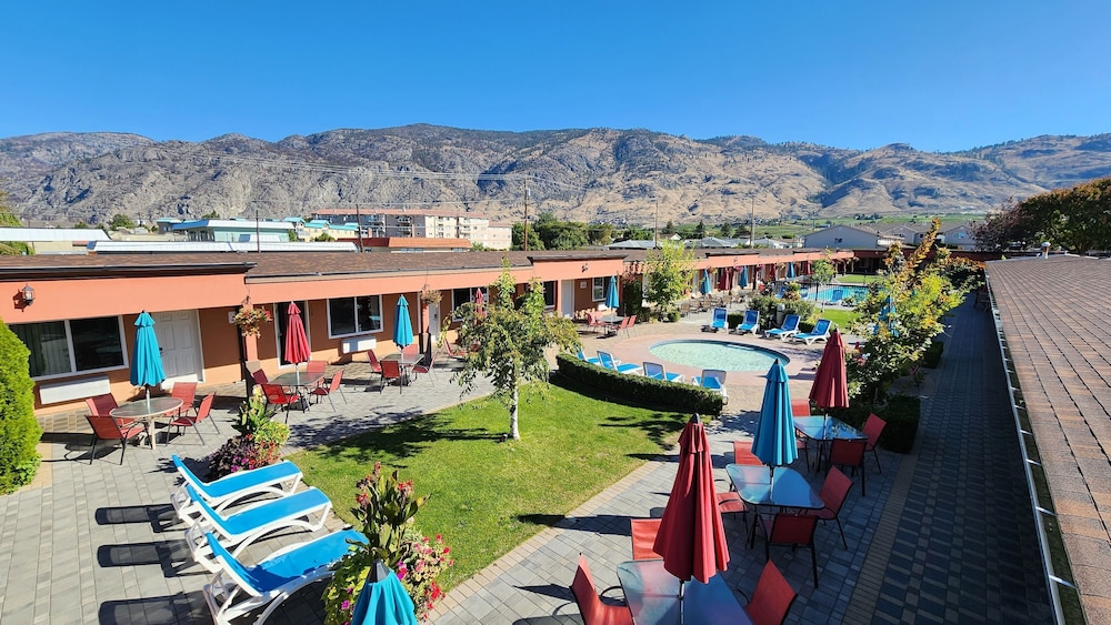 Sahara Courtyard Inn 55/70