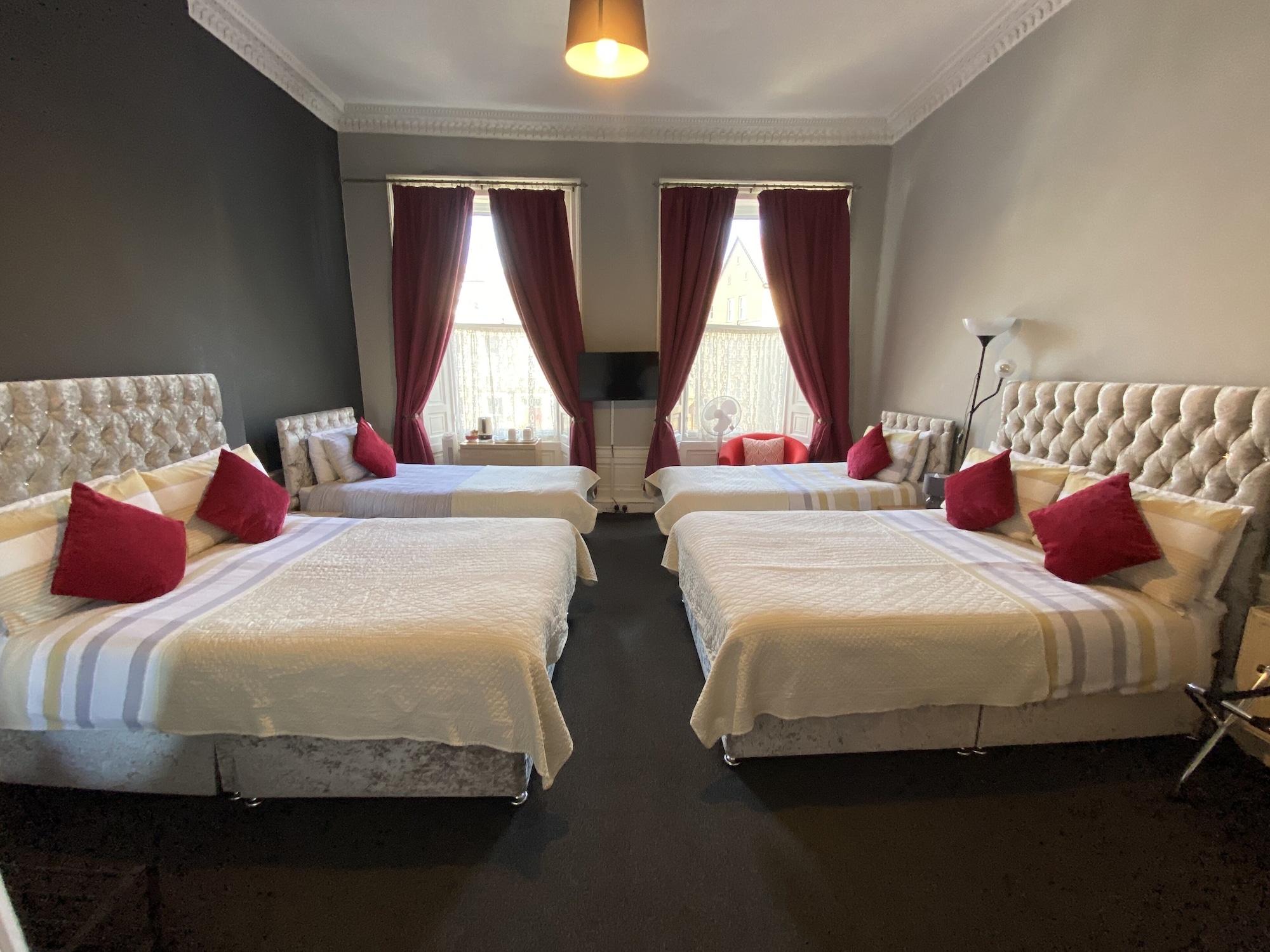 Suite, 2 Double and Twin Beds