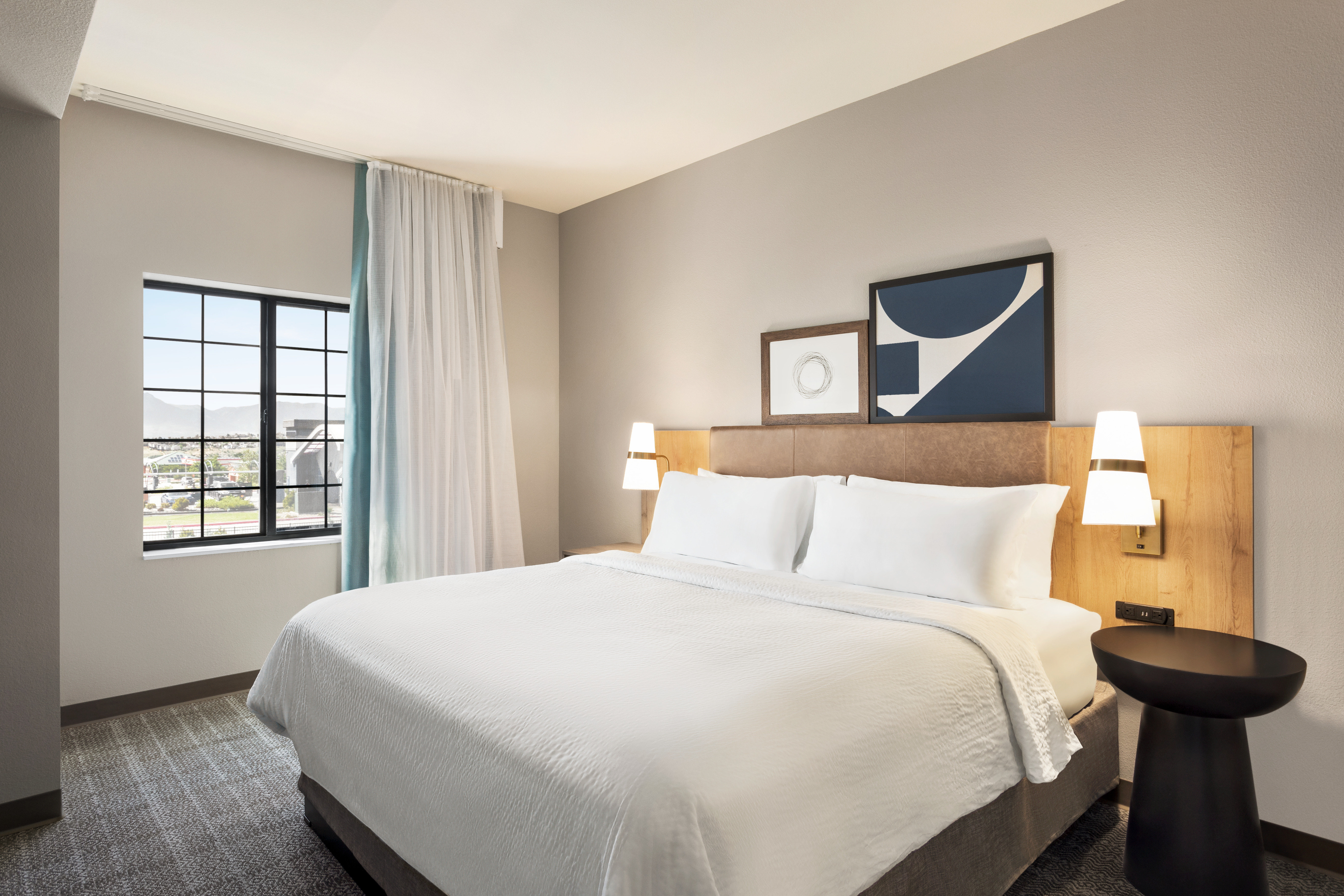 Studio, Suite, Queen Bed, Accessible