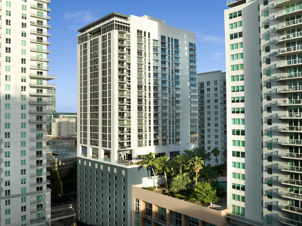 YOTEL Miami, Select by Hilton 3/48
