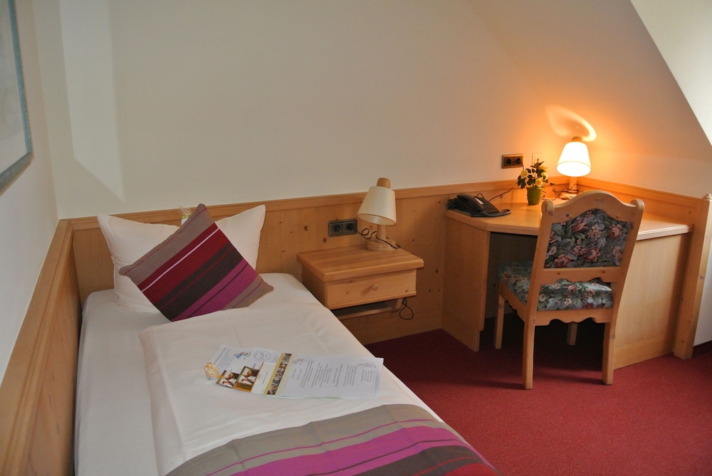 AKZENT Hotel Am Bach 19/66