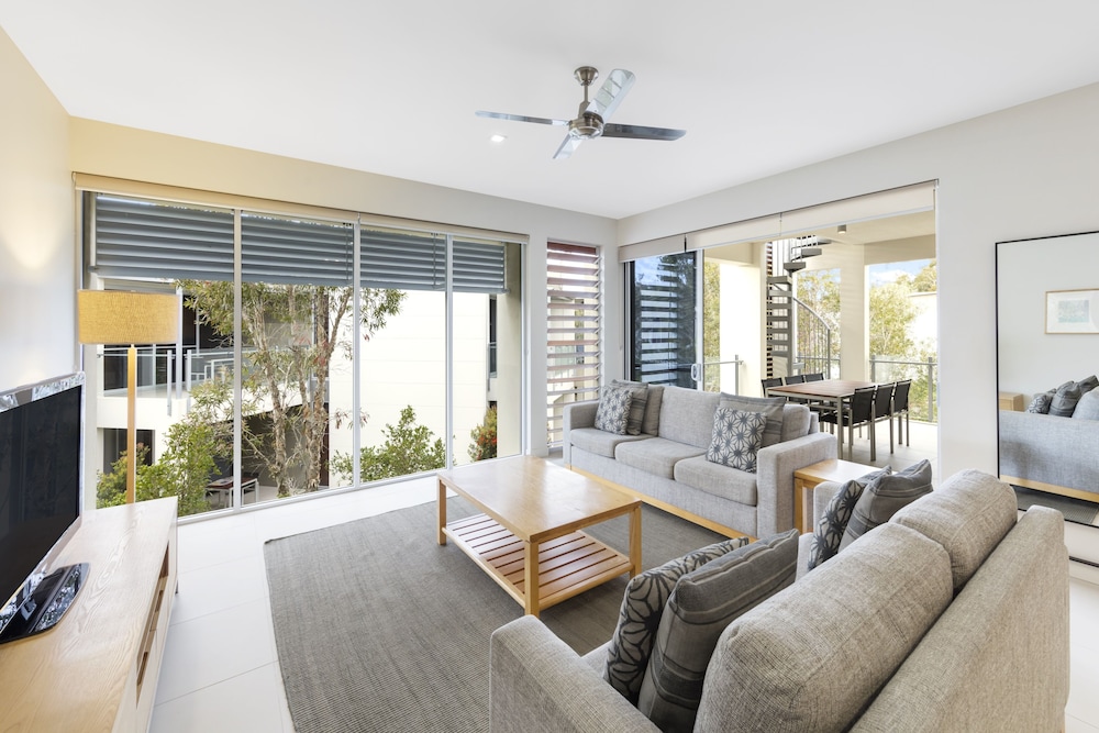 RACV NOOSA RESORT 43/74