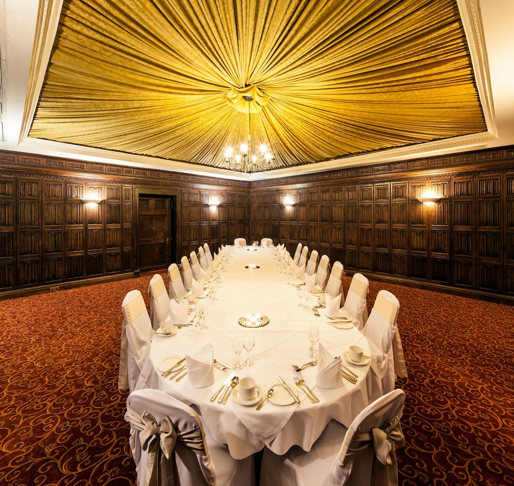MERCURE YORK FAIRFIELD MANOR HOTEL 53/74