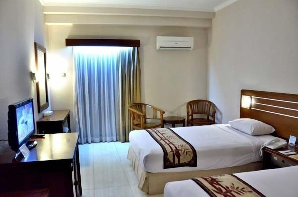 Bahari Inn Tegal 11/36
