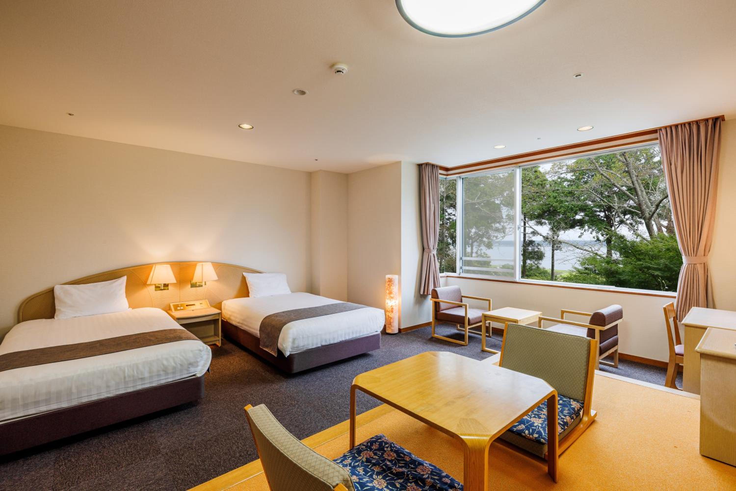 Semi Room, Superior, 2 Semi Double Beds, 2 Futon Beds, Private Bathroom