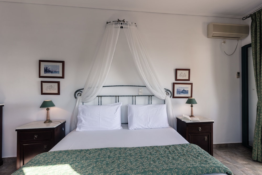 Dionysos Hotel Agistri 19/50