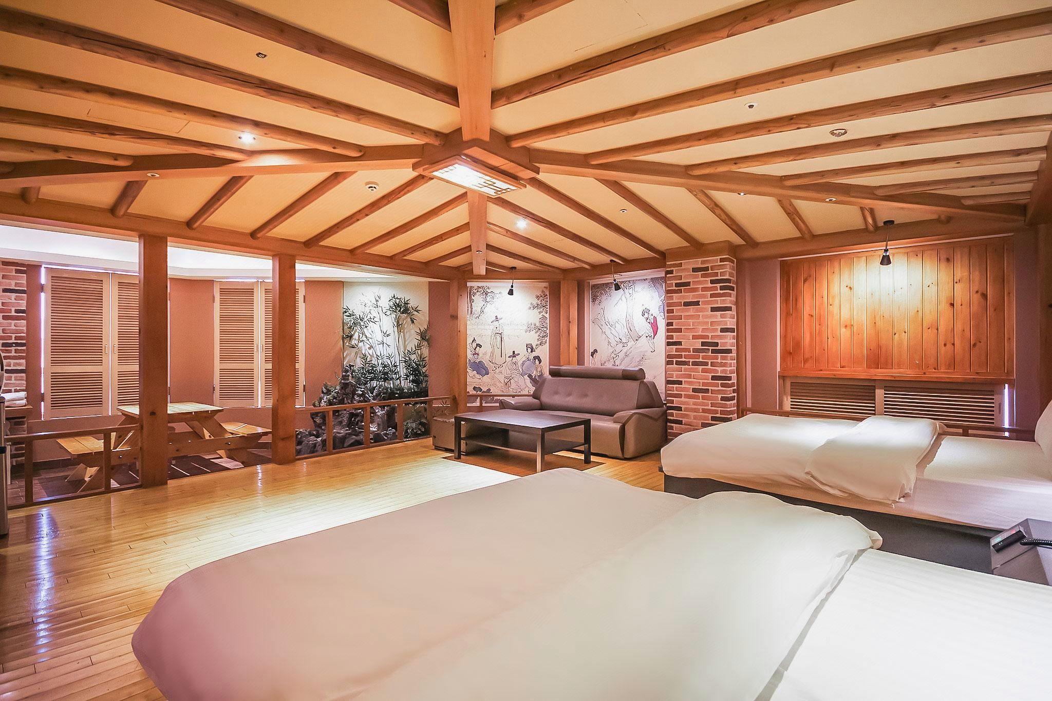 Top Hotel 20/56