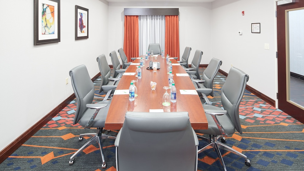 Holiday Inn Hotel Suites Stockbridge Atlanta I 75 46/50