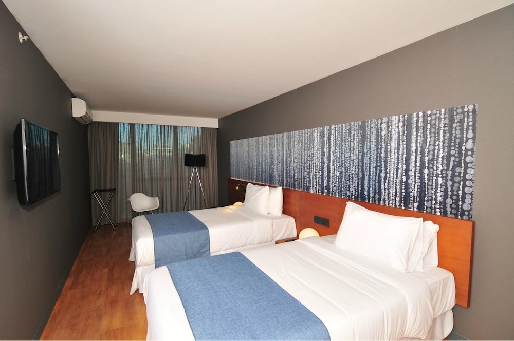 BIT Design Hotel 15/85