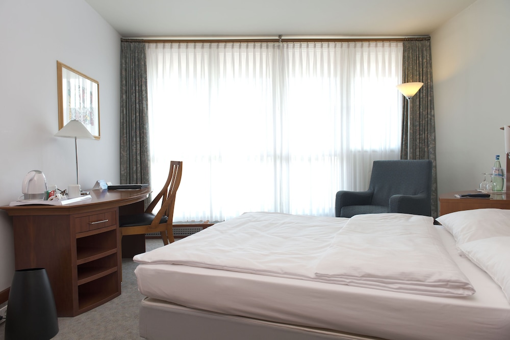 City Hotel Dresden Radebeul 26/69