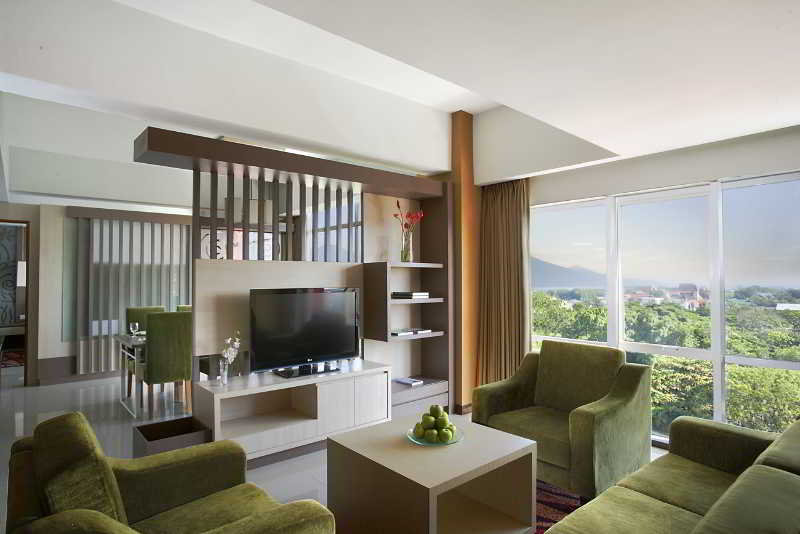 Hotel Santika Palu 19/36