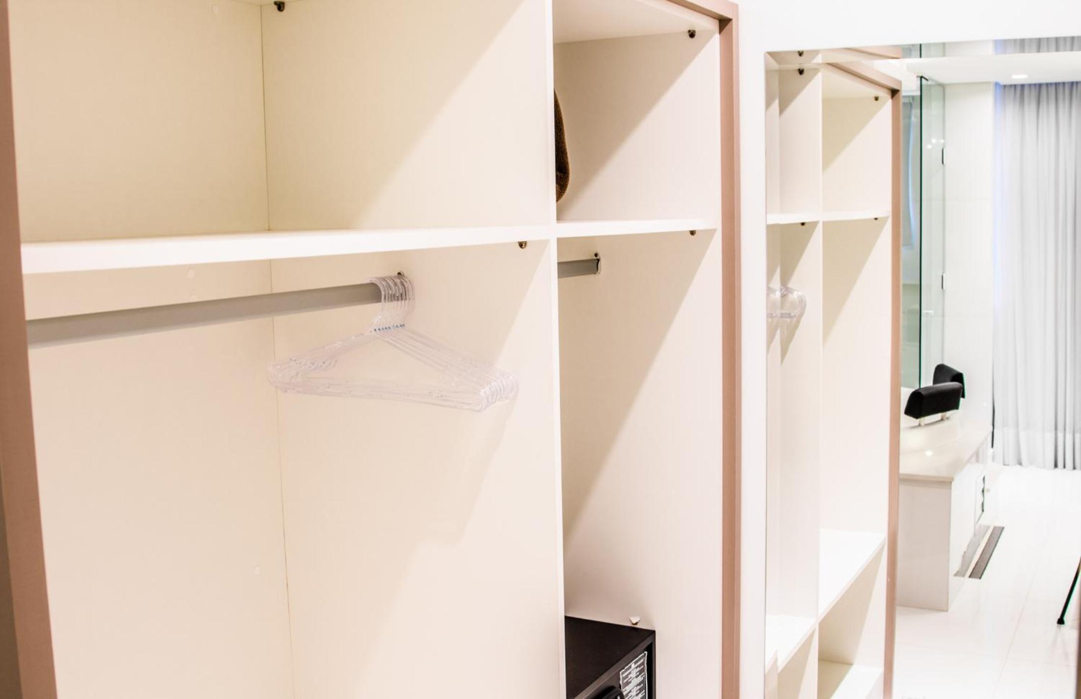 جناح بسرير كوين، Hotel Rieger 5/10