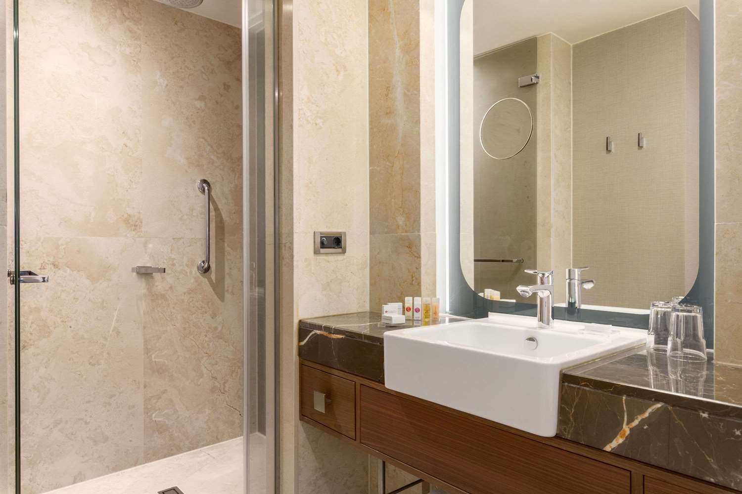 Ramada Plaza by Wyndham Istanbul Tekstilkent 49/49