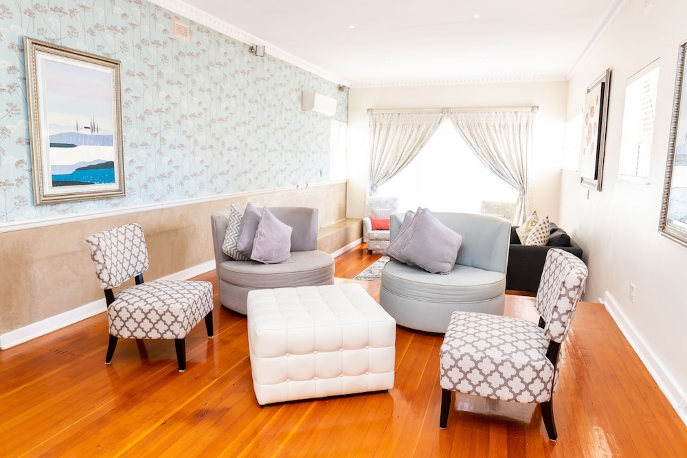 Enjoy Guest House 6/9