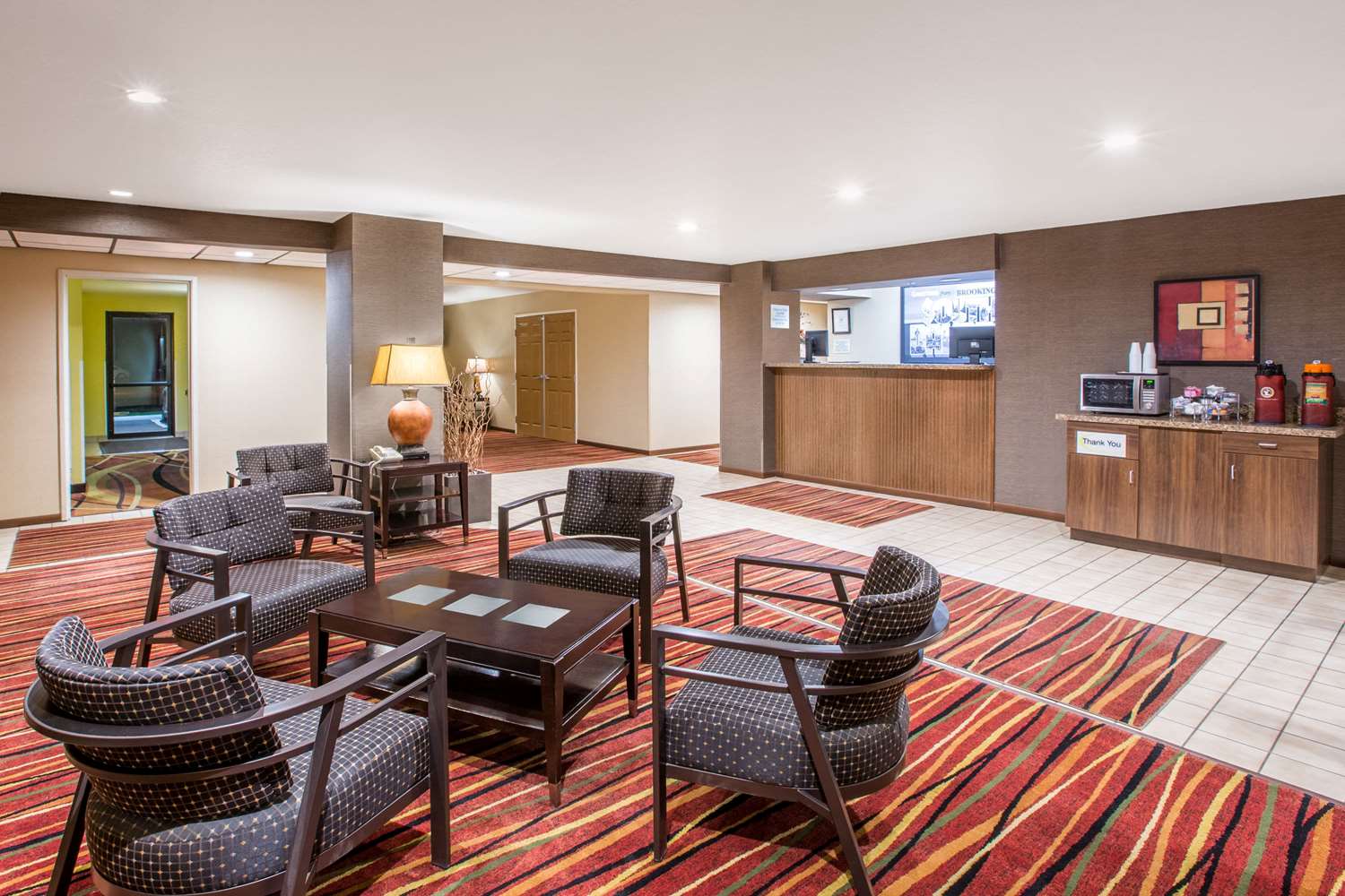 Super 8 By Wyndham Brookings 5/12