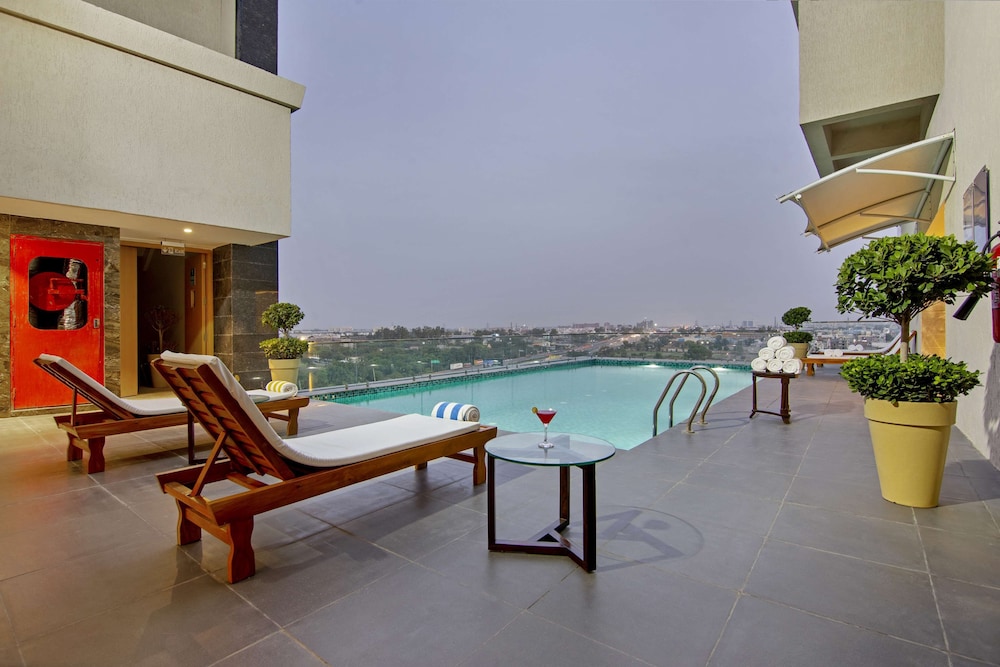 Sarovar Portico Sonepat 24/37