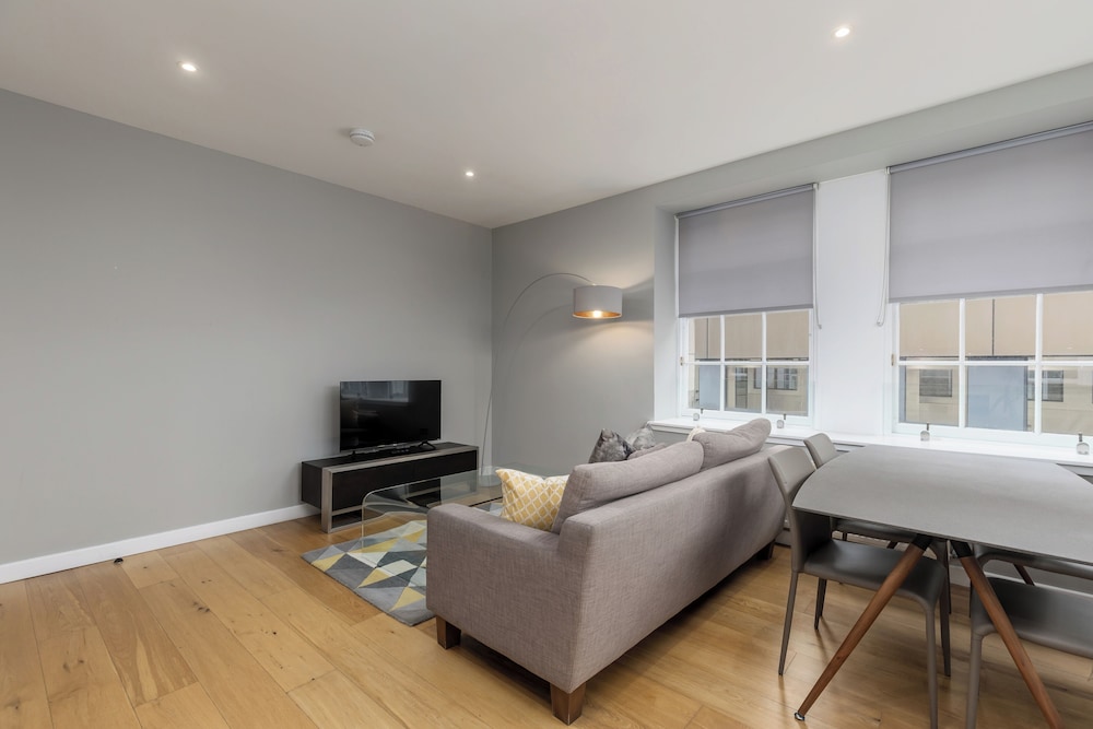 Destiny Scotland Apartments At Canning Street Lane 28/44
