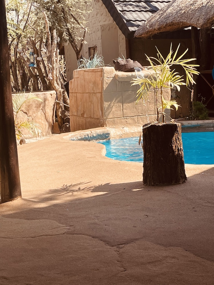 Nyala Luxury Safari Tents 33/50