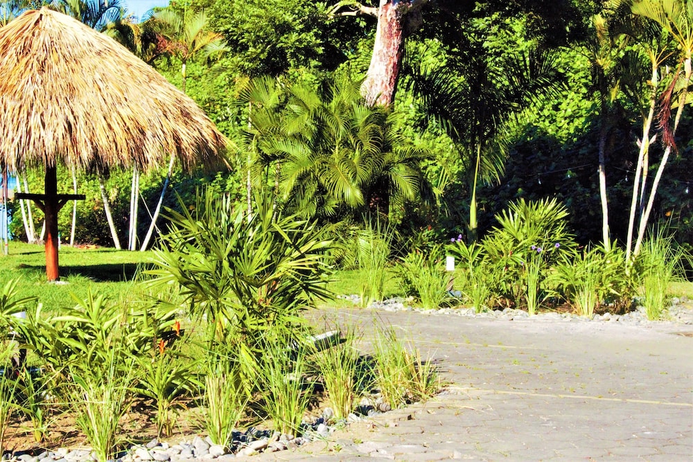 Beach Break Resort 5/75