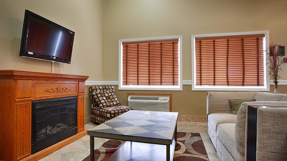 Best Western Alexandria Inn 13/33