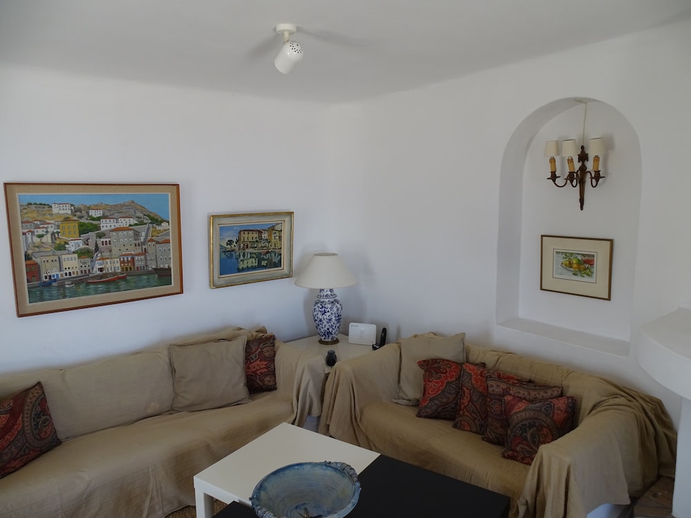 MONOLITHOS HOTEL 29/55