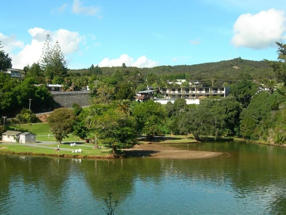 Falls Motel & Waterfront Campground 60/66