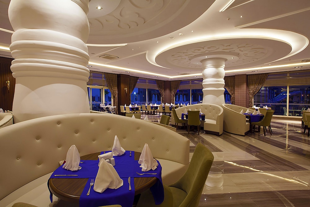 Diamond Elite Hotel and Spa - Adults Only 16 Plus 8/50