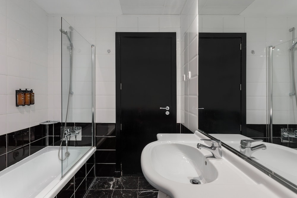 Hotel Larios Malaga 62/66
