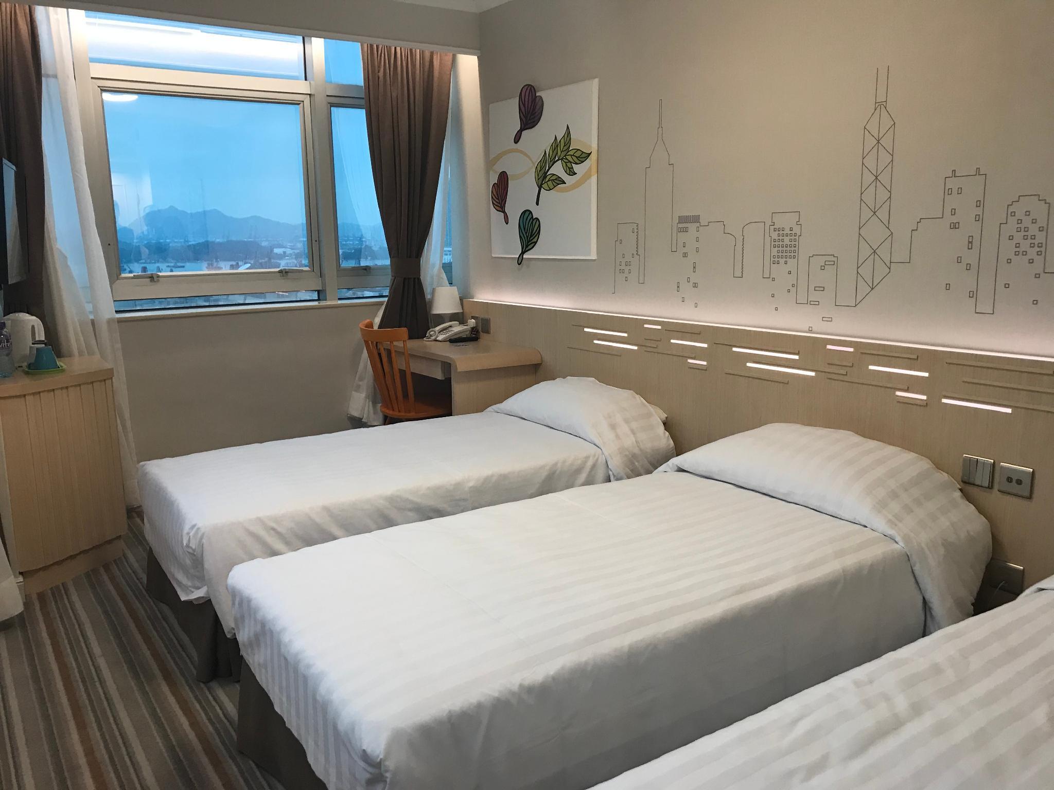 DELUXE, TWIN BEDS