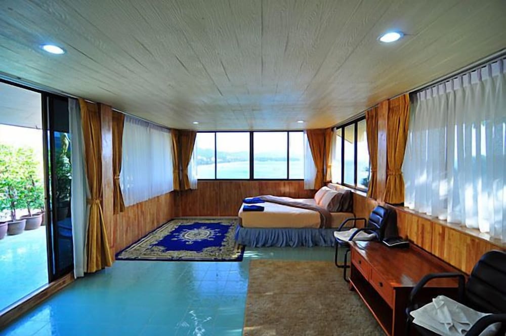 BAAN KARON HILL PHUKET RESORT 36/53