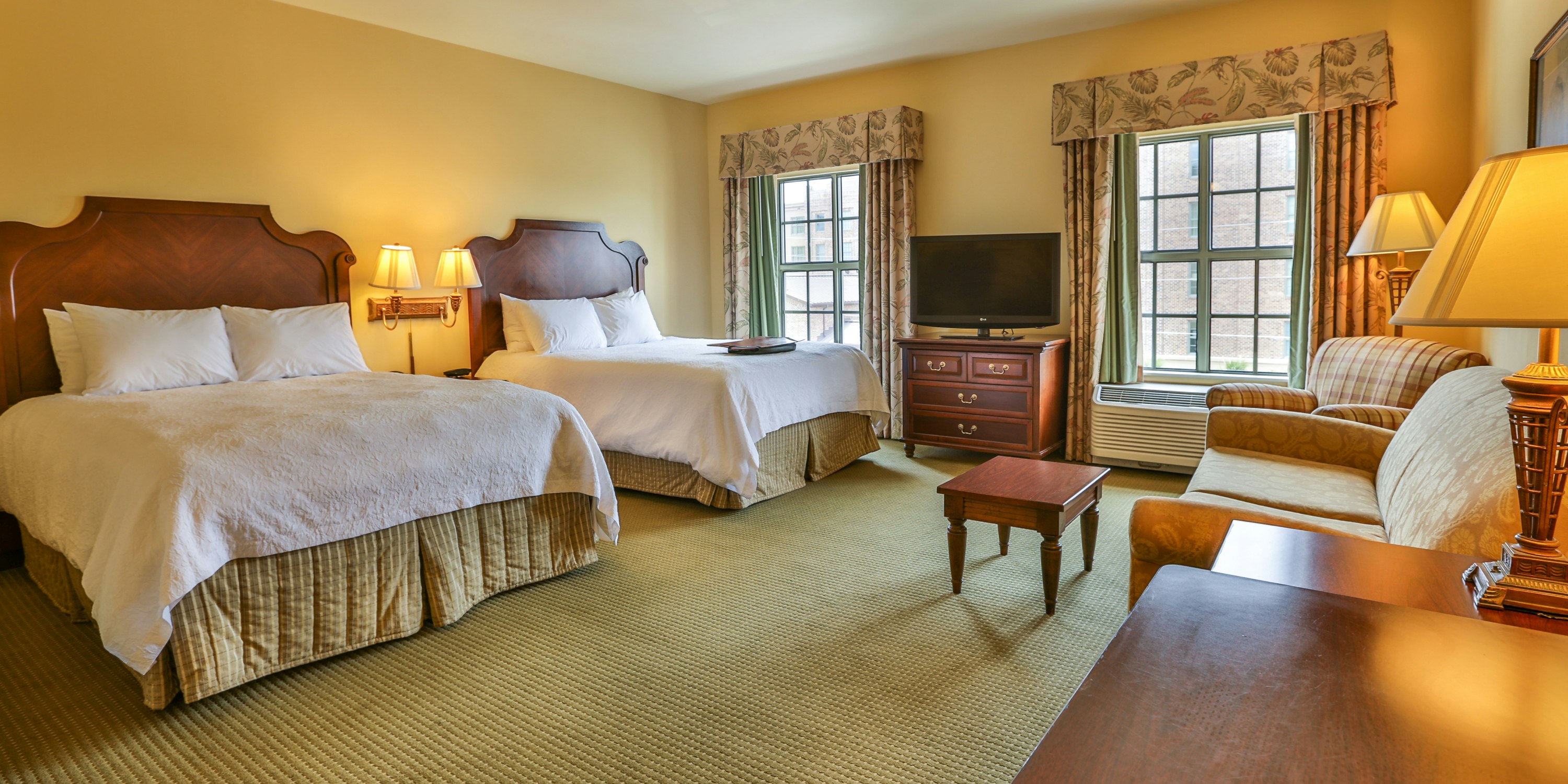 STUDIO, 2 QUEEN BEDS, ACCESSIBLE