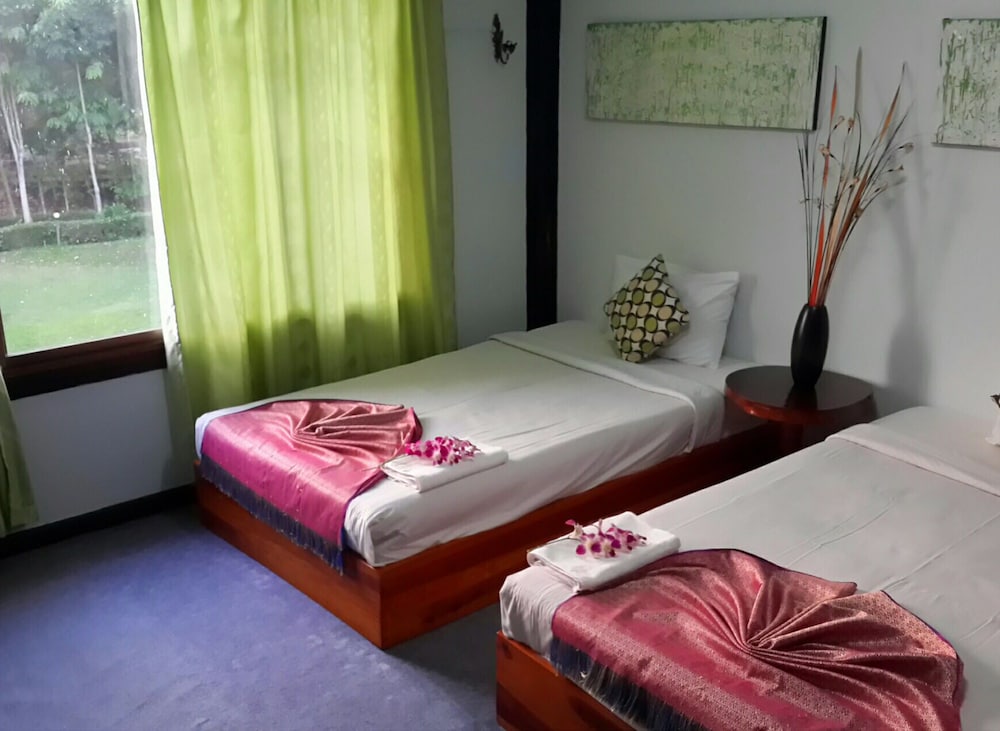 Suanphet Riverview Resort 20/71