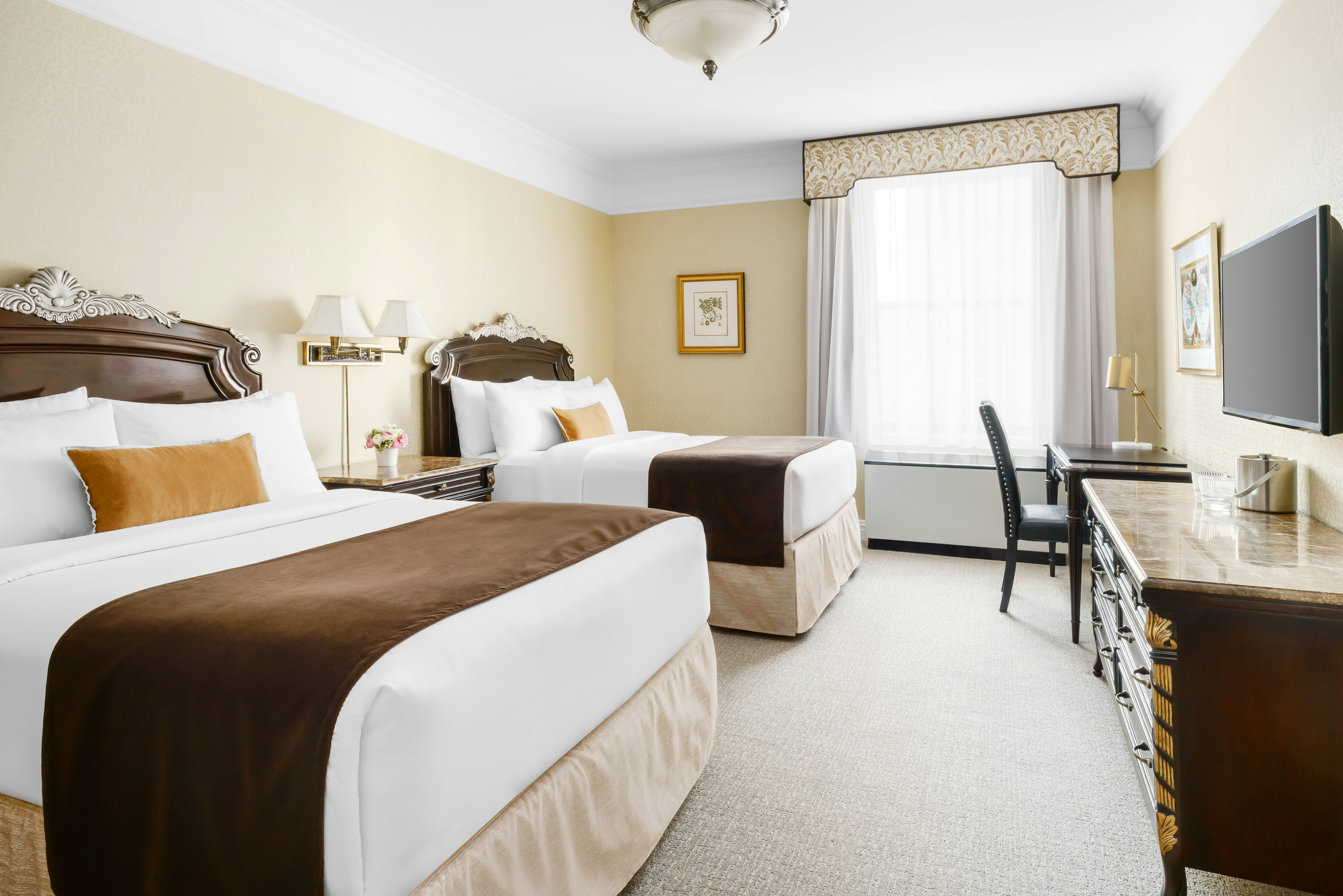 The Lucerne Hotel 14/53