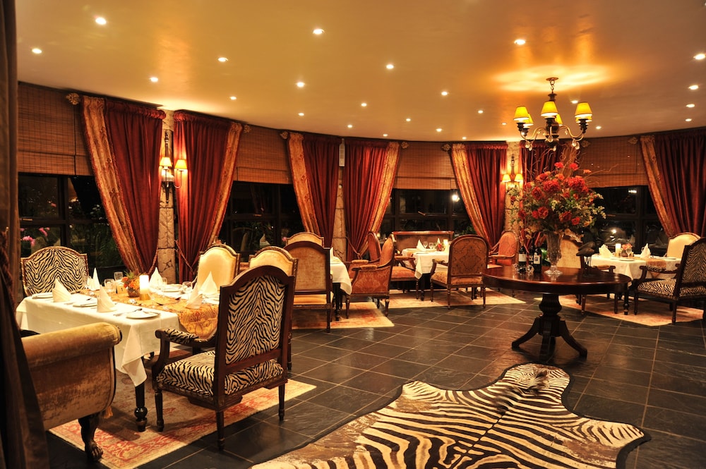 Summerfield Luxury Resort & Botanical Garden 27/44