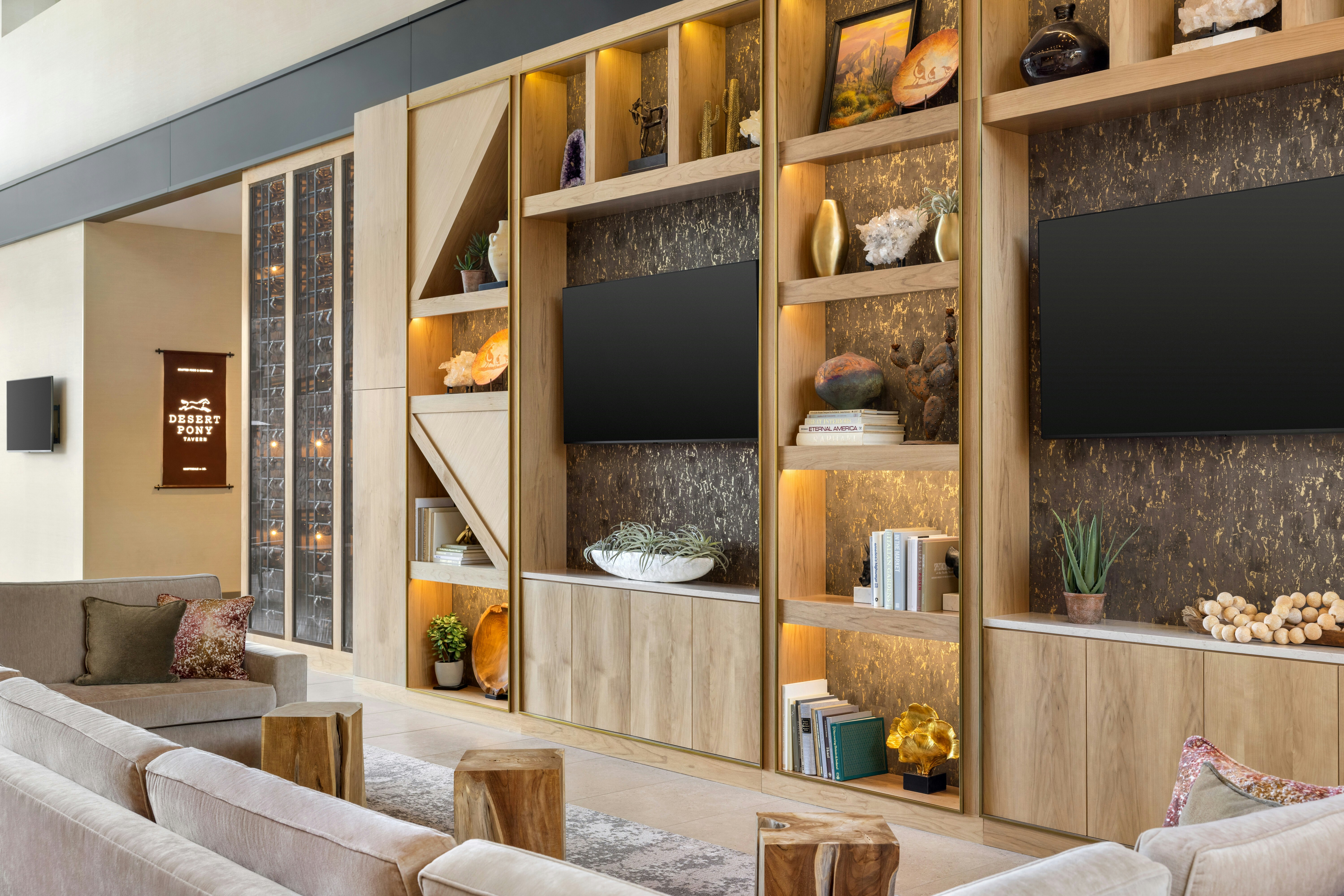 Hilton North Scottsdale at Cavasson 19/50